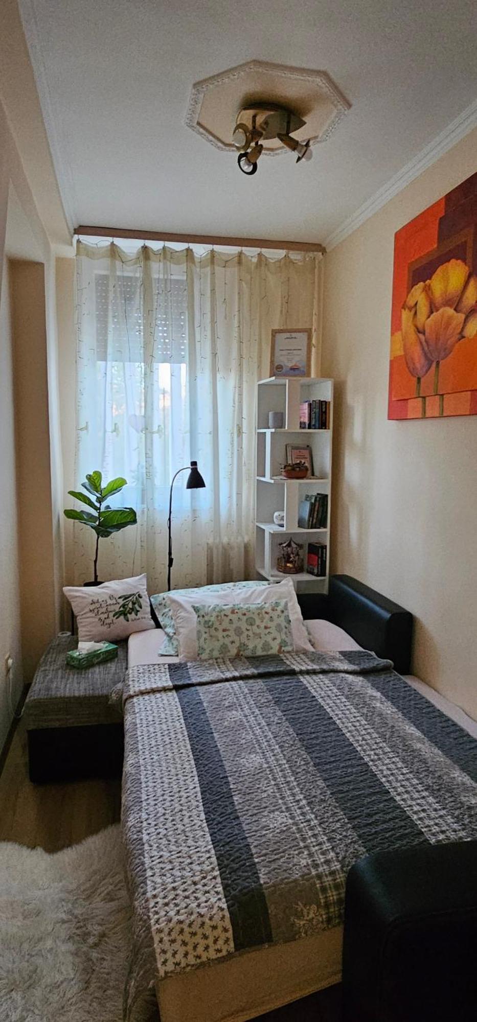 Anna Gyoengye Apartman Debrecen Buitenkant foto